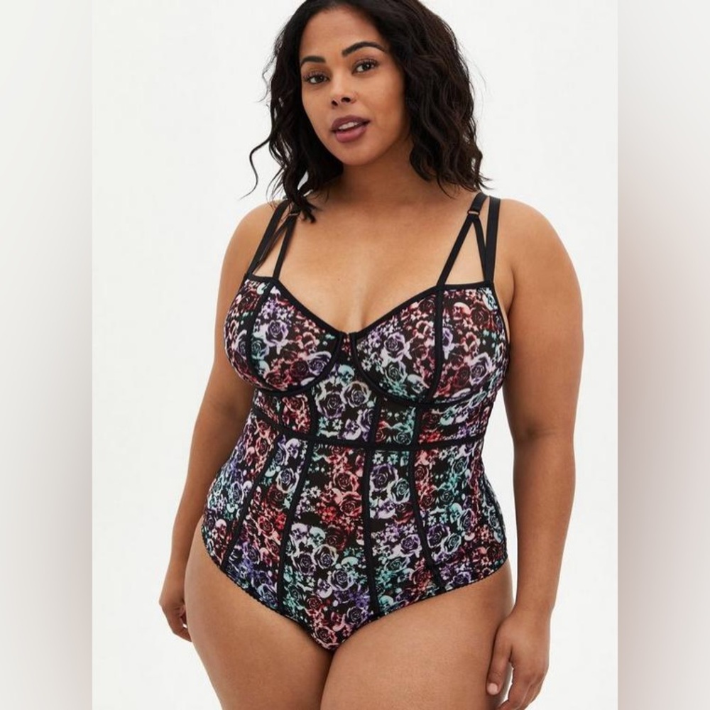 Womens Torrid Simply Mesh Bodysuit Mirrored Skull Floral Plus Size 2 18/20 NWT